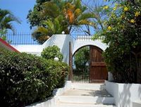 Entrance of the Hotel LOASE RESORT AND RAQUETBALL - Puerto Plata - Dominican Republic